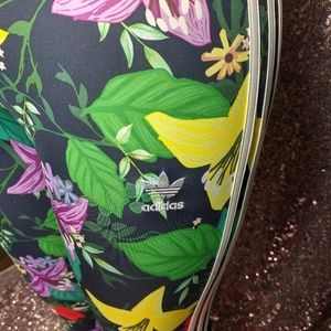 BNWT Adidas Full Length Leggings size Large